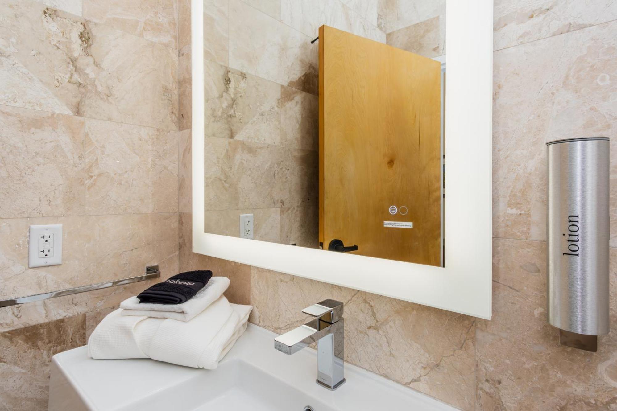 The Link Hotel South Beach Маями Бийч Екстериор снимка